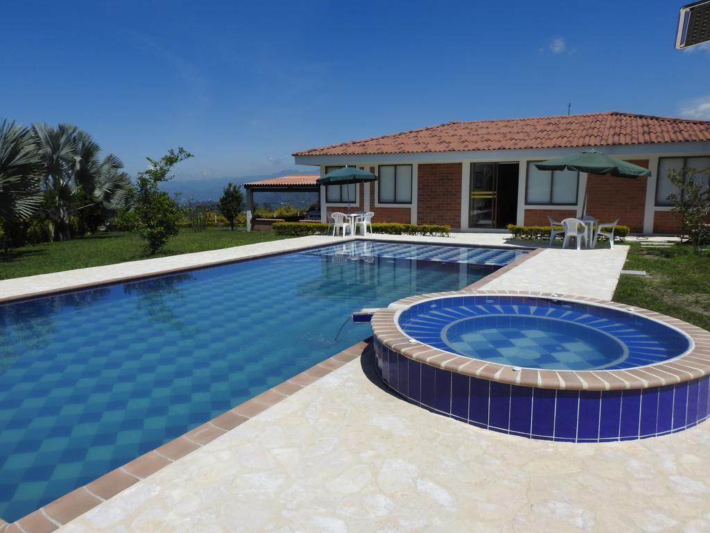Hostal La Sultana Santa Rosa De Cabal Luaran gambar