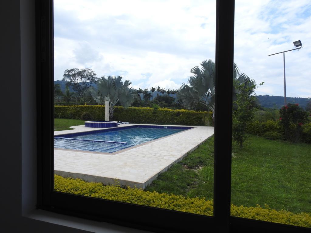 Hostal La Sultana Santa Rosa De Cabal Luaran gambar