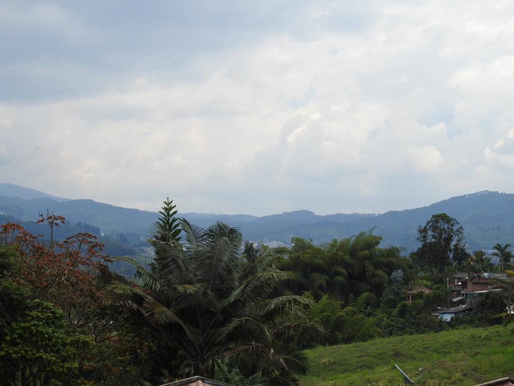 Hostal La Sultana Santa Rosa De Cabal Luaran gambar