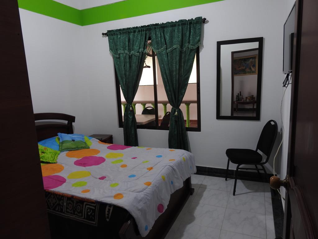 Hostal La Sultana Santa Rosa De Cabal Luaran gambar